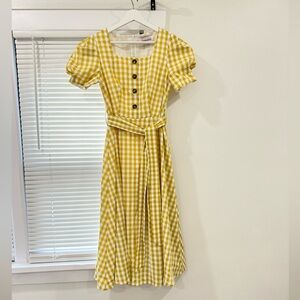 Jassakae midi dress.